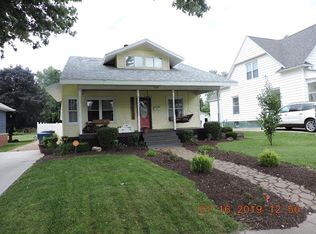 844 E Washington St, Hoopeston, IL 60942