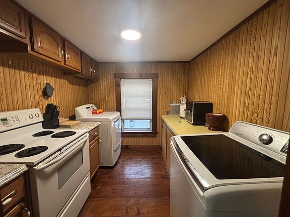 3rd image of 41 Union St #2L