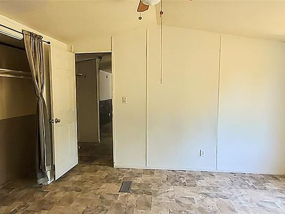 5th image of 599 S Cochran St