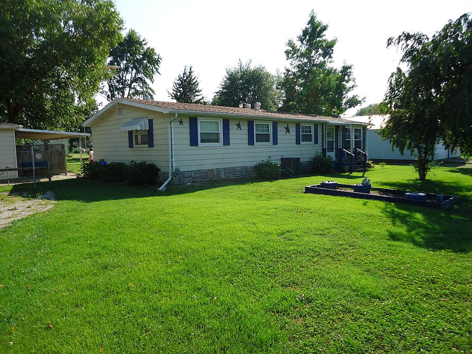 1st image of 7969 E 1625th Ave