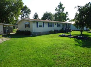 7969 E 1625th Ave, Robinson, IL 62454