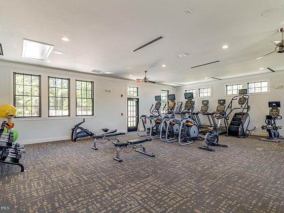 3rd image of 37046 Seagrove Way