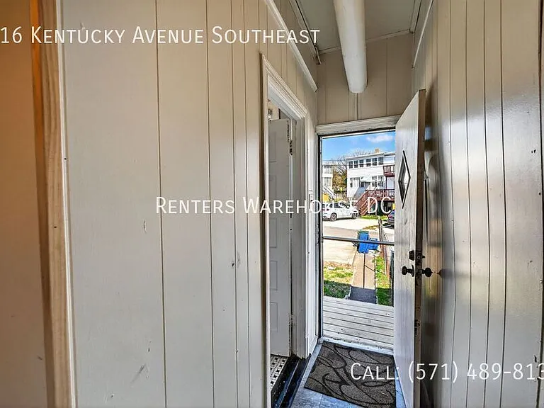 816 Kentucky Ave SE — Photo 13