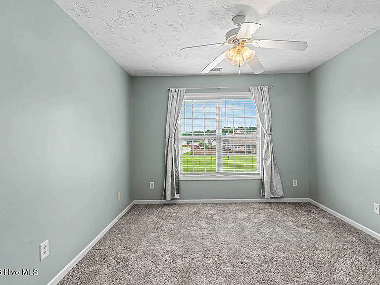 301 Old Dam Rd — Photo 32