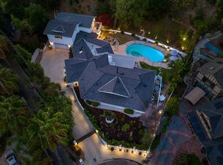 4271 Mooncrest Pl, Encino, CA 91436