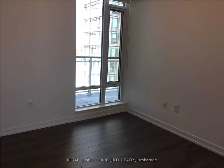 2560 Eglinton Ave W #1311 — Photo 8