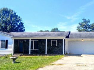 569 Dogwood Dr, Martinsville, VA 24112