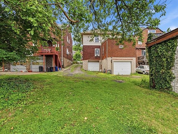 5th image of 4015 Murray Ave