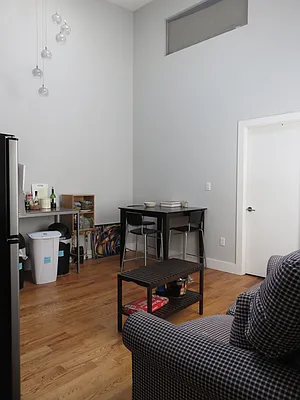 Rented by Rennit Inc. | media 8