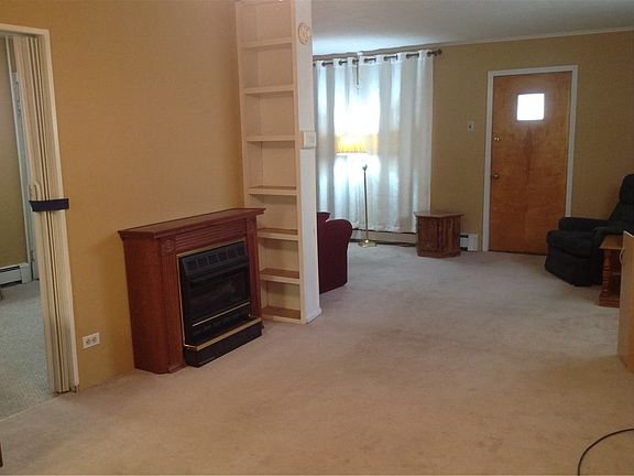 3rd image of 460 NE 1st St