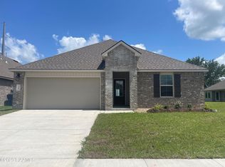 119 Eagle Lake Dr, Duson, LA 70529