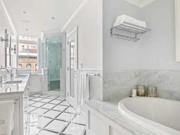 22 East 82nd Street image 5 of 9