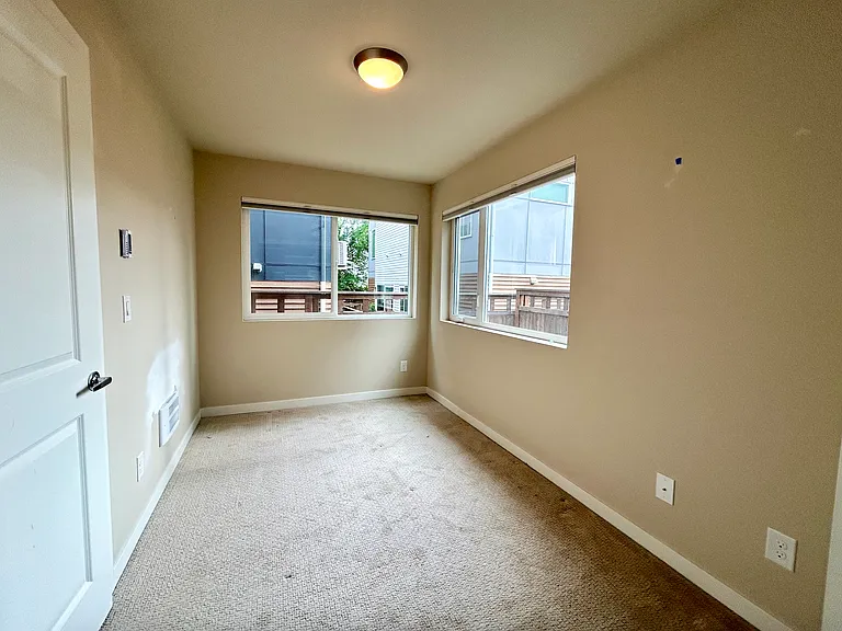 3629 Courtland Pl S #C — Photo 11