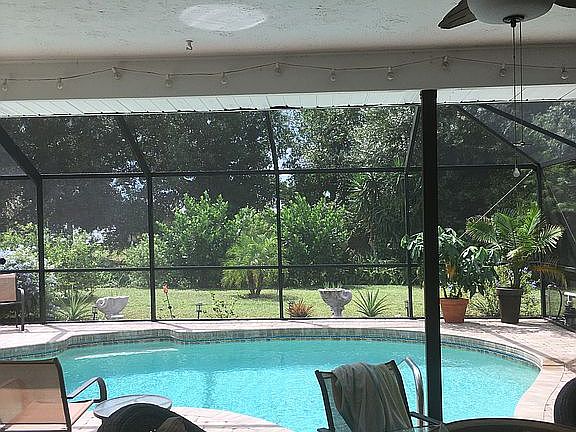 4th image of 214 Parkview Dr