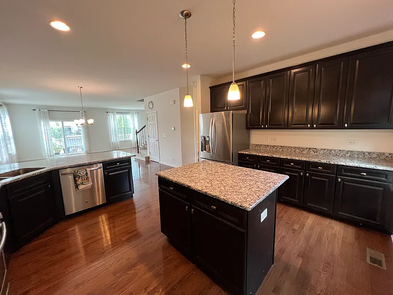 4014 Pompton Ct — Photo 3