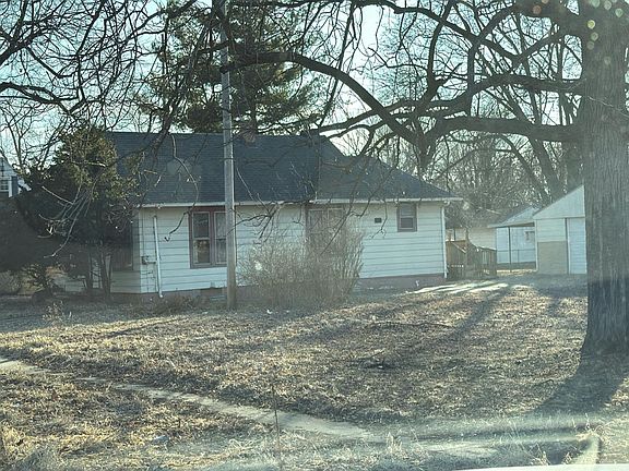 2nd image of 2737 Hanson St