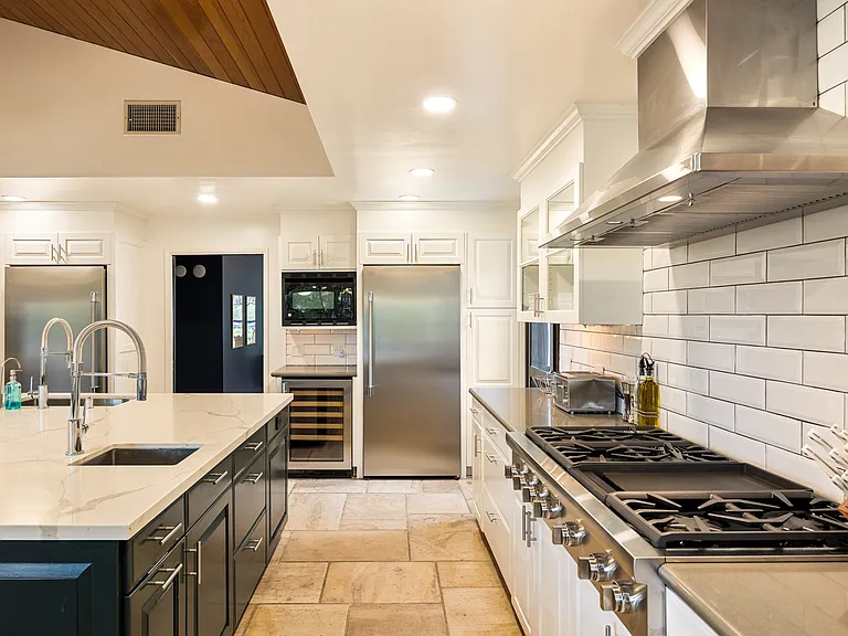 Brand new 8-burner gas stove for culinary enthusiasts.