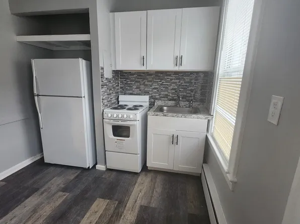 24 Brown St #A2, Hartford, CT 06114