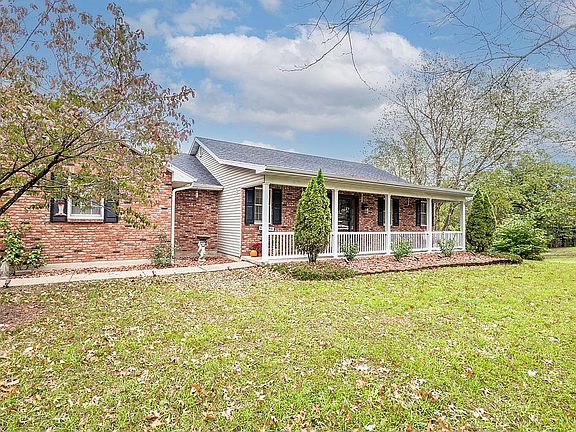 2nd image of 30447 Oak Meadows Rd