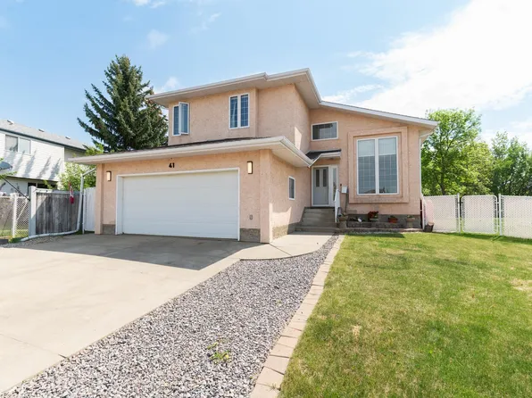 41 Deer Park Way, Spruce Grove, AB T7X 3K4