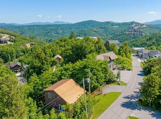 625/628 Pinecrest Dr, Gatlinburg, TN 37738