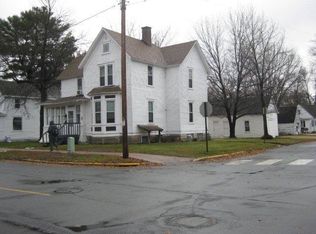 320 1/2 13th Ave W, Menomonie, WI 54751
