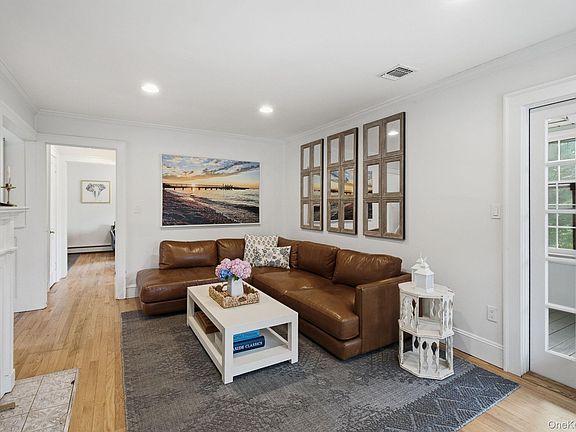 4th image of 26 Fairmount Street