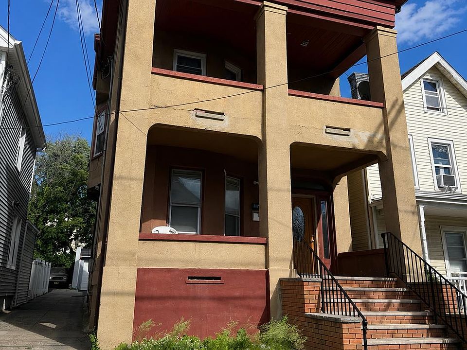 1st image of 180 Brighton Ave