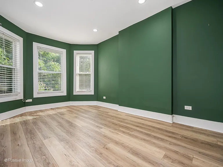 3546 W Beach Ave #1 — Photo 18