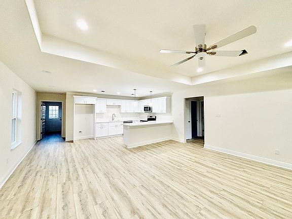 3rd image of 384 Monroe Breeland Rd