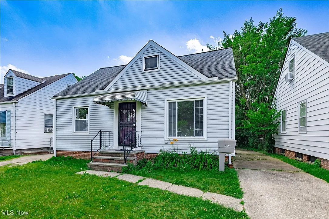 21304 Watson Rd photo 1