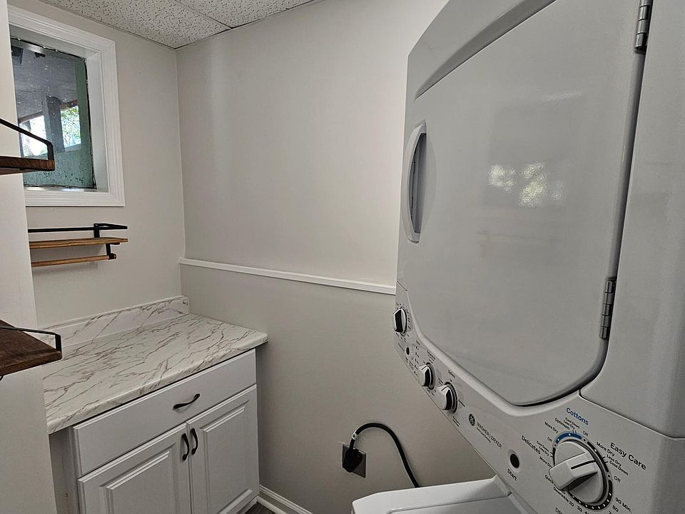 Laundry room,