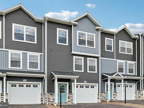 2nd image of 184 Highpoint Park Dr