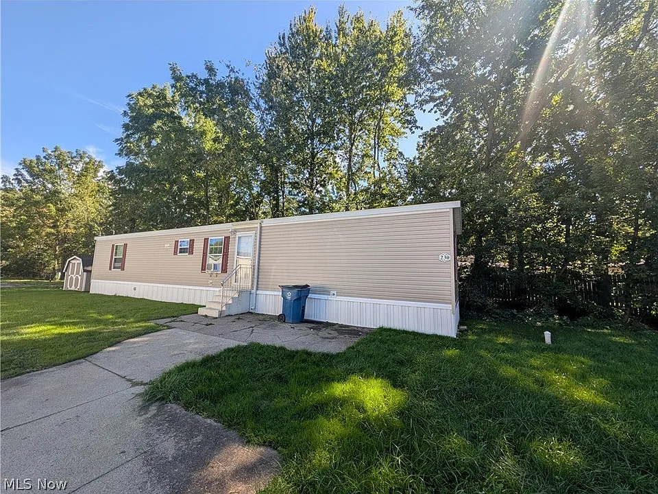 230 Golfway Trl #80