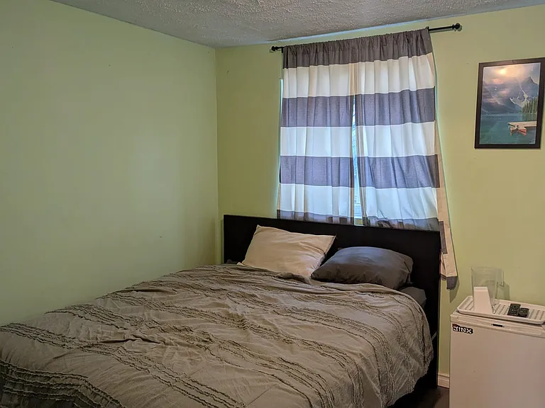 496 Grey St — Photo 20