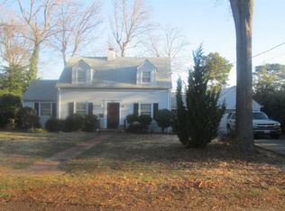 2034 Inlet Point Rd, Norfolk, VA 23503