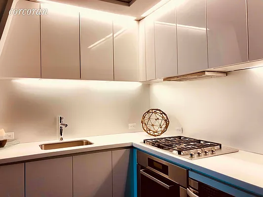 Rented by Corcoran | media 15