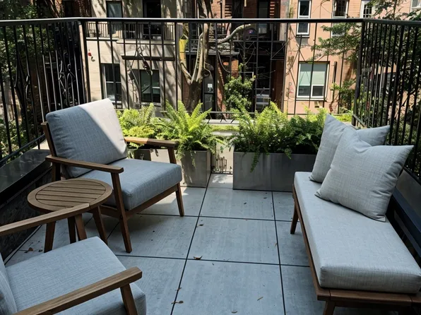 49 West 90th Street image 1 of 6