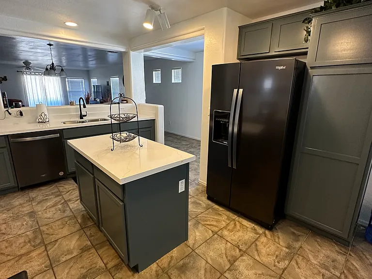 43391 W Elizabeth Ave — Photo 6
