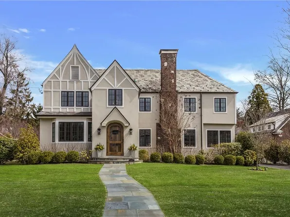 22 Sunny Brae Place, Bronxville, NY 10708