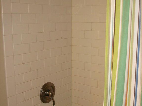 Shower and bath tub combination