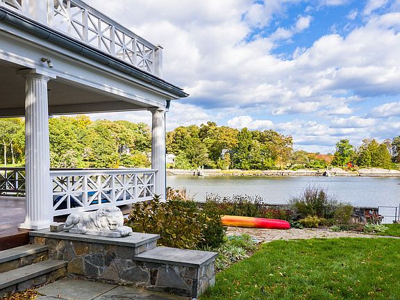 675 Steamboat Rd 04 - PRINT.jpg