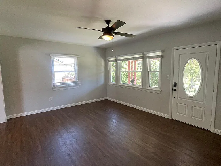 919 E High Ave #A — Photo 26