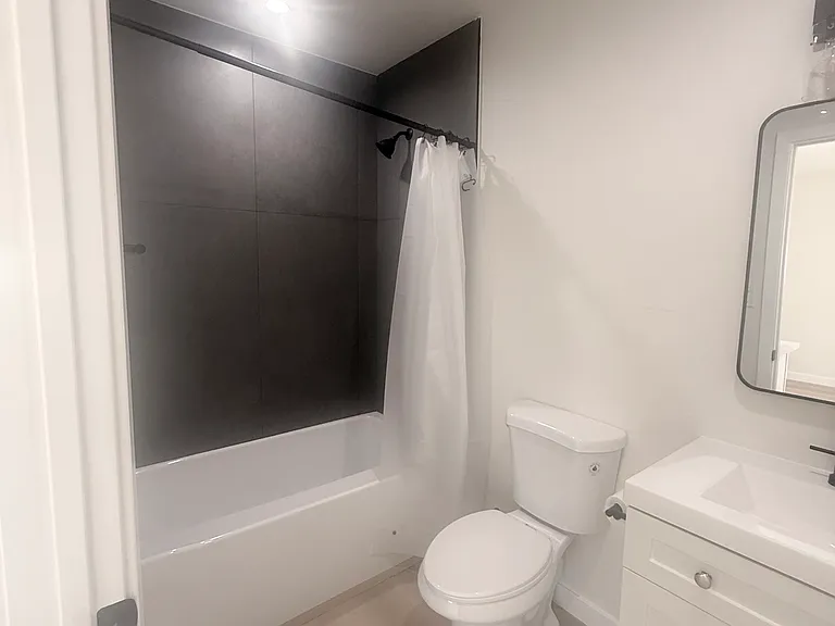 45002 Kingtree Ave #B — Photo 6