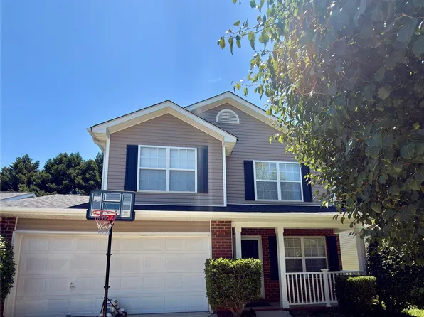 1135 Stonehenge Ln, Charlotte, NC 28216