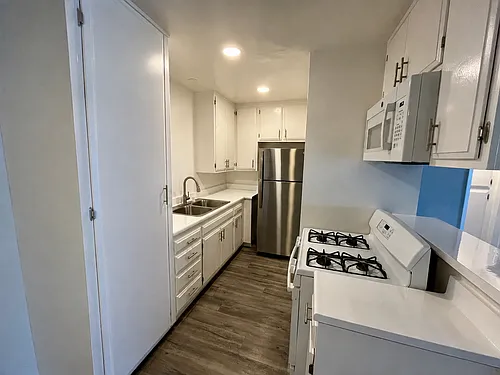 Floor plan 211