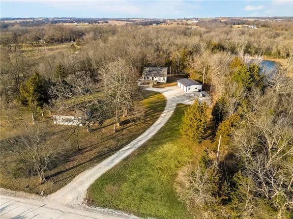 310 W 267th St, Cleveland, MO 64734