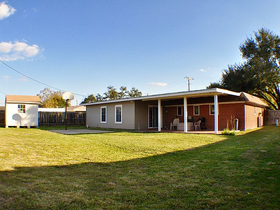 2nd image of 3410 Gumwood Ave
