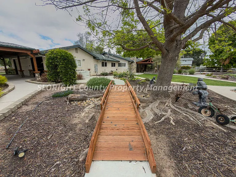 420 Sandwort Ln — Photo 41