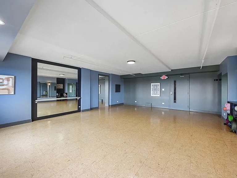Spacious and versatile Yoga Room